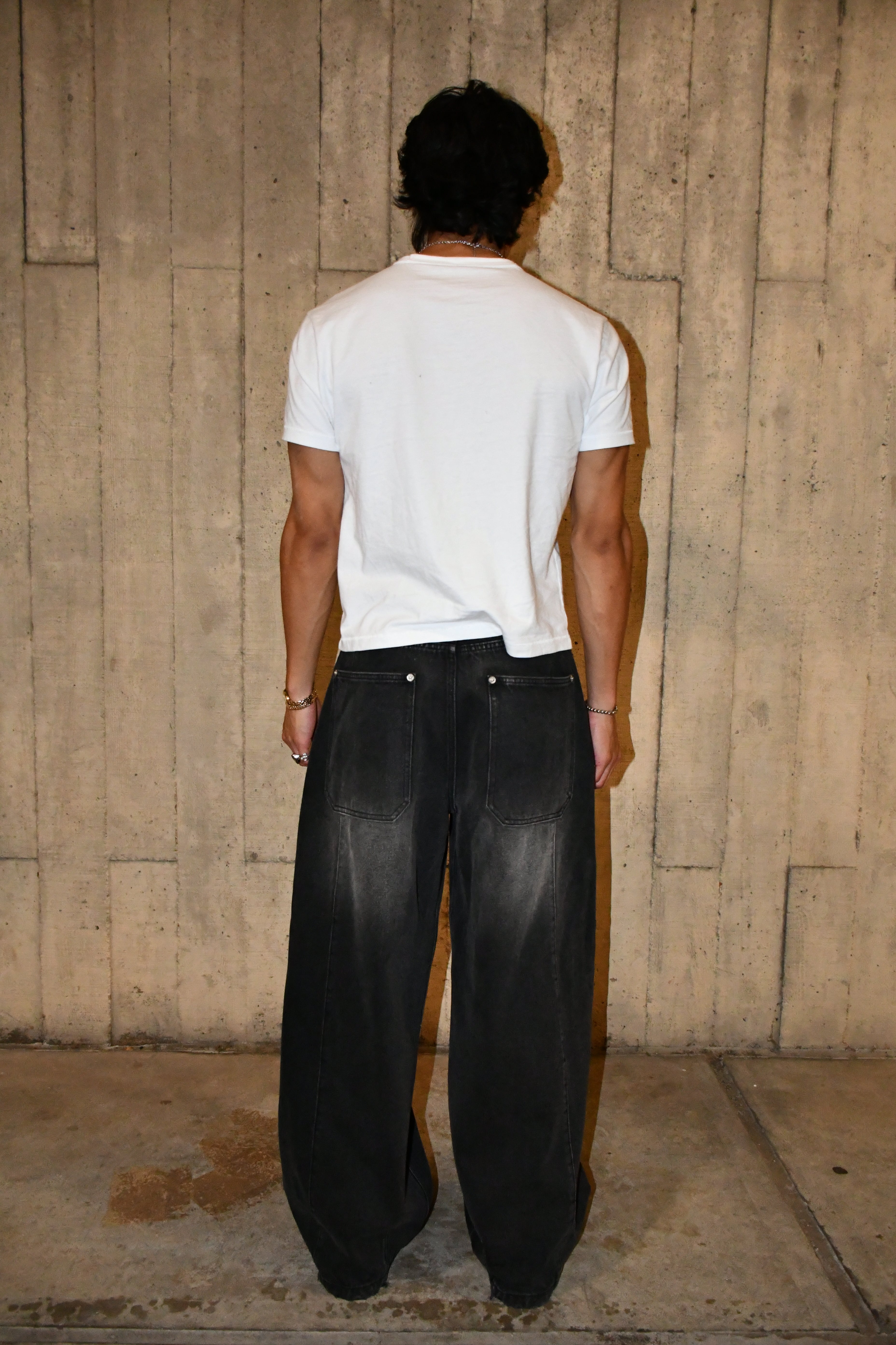 BLACK DENIM